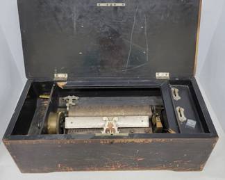 	19th-Century Swiss Wooden Music Box