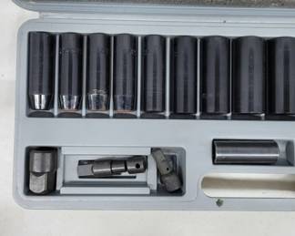 Socket Set in Plastic Carrying Case