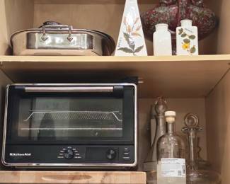 KitchenAid toaster oven, assorted kitchenn accessories