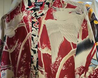 Dramatic silk top by Citron may be a blouse or jacket. M