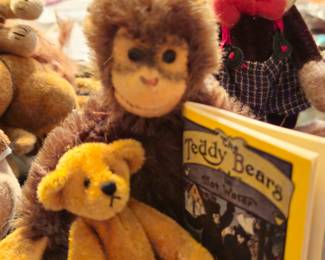 Miniature collectible bear and baboon with tiny book