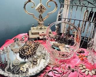 Fashion Jewelry, Necklaces, Earring, Rings, Bracelets, Hats, Scarfs, and stones and beads avail,