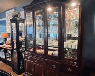 American Drew China Cabinet, Curio Cabinet also
