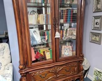 Item #4 Lighted Wood Curio/ Book Case 2 Doors and one Large Drawer $700 or best offer