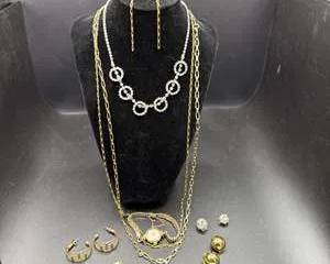 Vintage Mixed Gold Tone and Rhinestone Jewelry Set Necklace Earrings and Watch