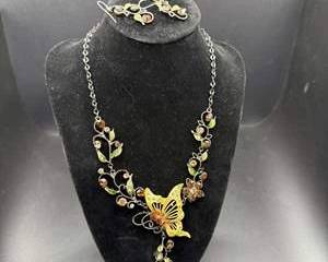 Butterfly Floral Necklace and Earrings Set Brown Green Crystal Enamel Silver Tone Jewelry