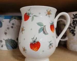 Roy Kirkham Fine Bone China, Apple Strawberry Floral Mug Collection