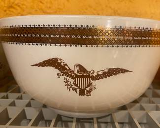 Vintage Pyrex: Federal Eagle Mixing Bowl