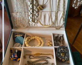 Vintage Costume Jewelry