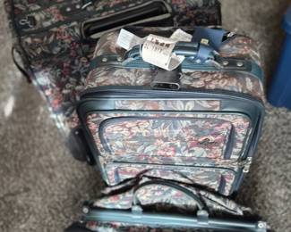 Beautiful luggage.  Great quality.  