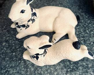 Dedham pottery rabbits