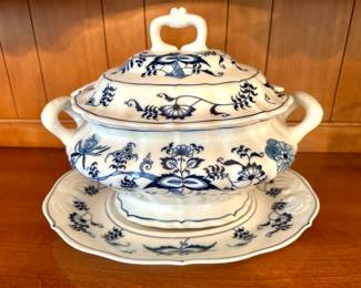 Blue Danube soup tureen