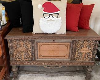 Caswell Runyan cedar chest