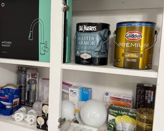 Light bulbs, misc hardware accessories 