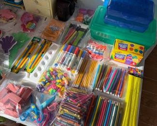 Art supplies 