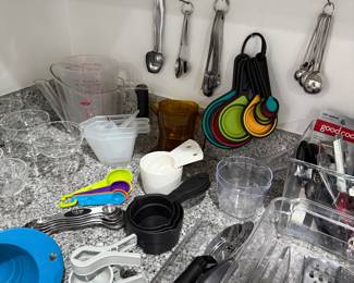 Measuring cups and utensils