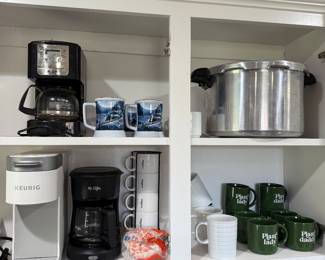 Coffee pots and mugs