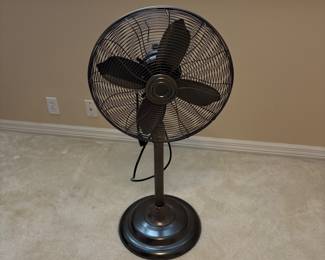Standing fan