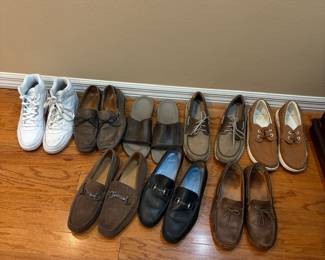 Size 12 men’s shoes
