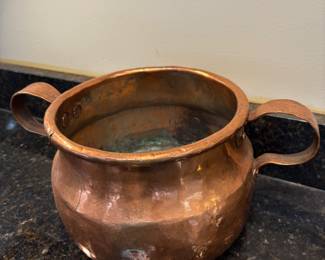 Copper pot