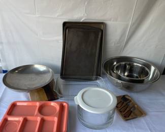 Mixed kitchen lot
