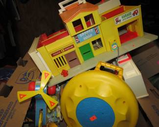 vintage fisher price toys & people