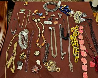 Vintage costume jewelry, from 1950s to 90s