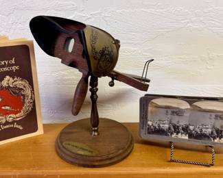 Stereograph with booklet and slides