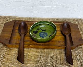 Wooden tray and old Mexican bowl
