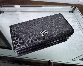 Brighton wallet