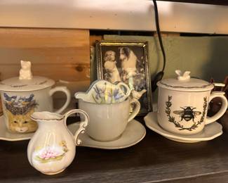 Tea cups