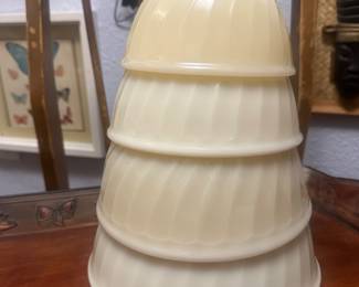 Fire King Ivory Mixing Bowl set