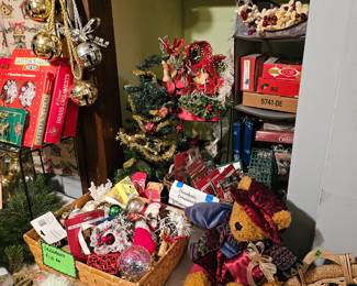 More Christmas - Mini Trees! 