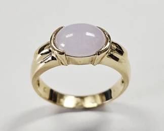14K Yellow Gold Lavender Jade Ring