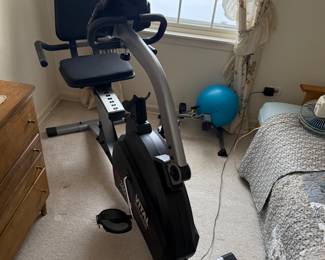 Vital Fitness recumbent bike