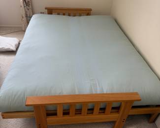Futon (full size bed)