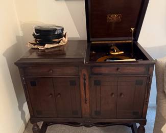 Antique Victrola & cabinet