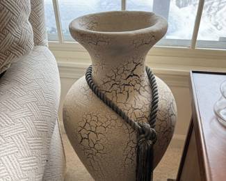 Large urn/vase