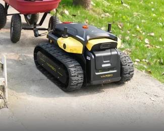 Yarbo Core – Autonomous Base Unit (Opened Box, Unit Never Removed) – Purchased 2025