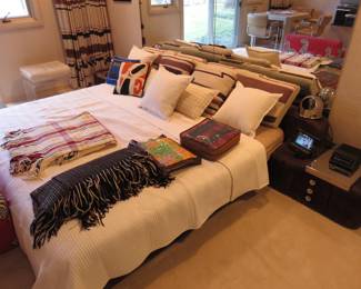 Vladimir Kagan king bed with stands & lights