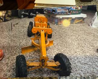 Vintage Doepke Model Toy Adams Diesel Motor Road Grader