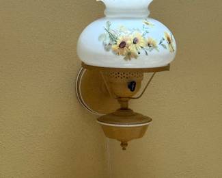 Vintage wall lamp with "Gone with the Wind" hurricane shade