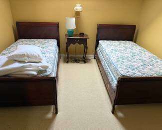 vintage twin sleigh beds