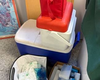 coolers & ice packs