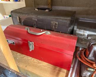 metal tool boxes