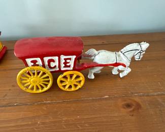 vintage Hubley cast iron ice wagon horse drawn toy 1920s