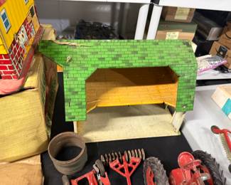 Vintage MARX Lazy Day Farm tin lithograph toy barn