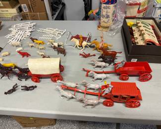 Vintage farm animals & playsets