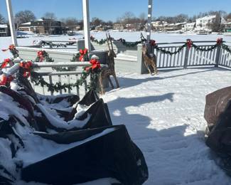 Garland & wicker reindeer