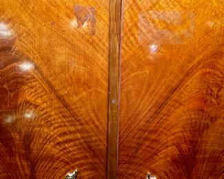 Vintage Cocktail/Bar Cabinet